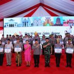 Kapolri-dan-Panglima-TNI-Hadiri-Doa-Bersama-Lintas-Agama-2-768×512