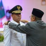 resmi-dilantik-jadi-bupati-definiti