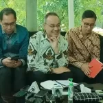 kemlu-dukung-kpk-cabut-status-warga-afrika-selatan-paulus-tannos-nxx